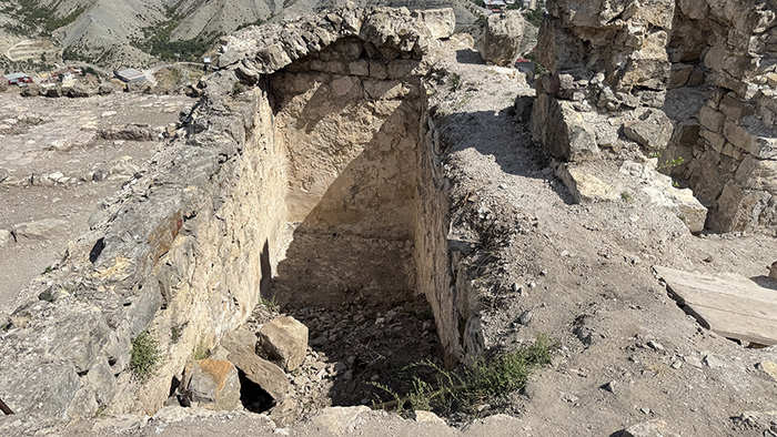 აშოტ I დიდის სავარაუდო სამარხი