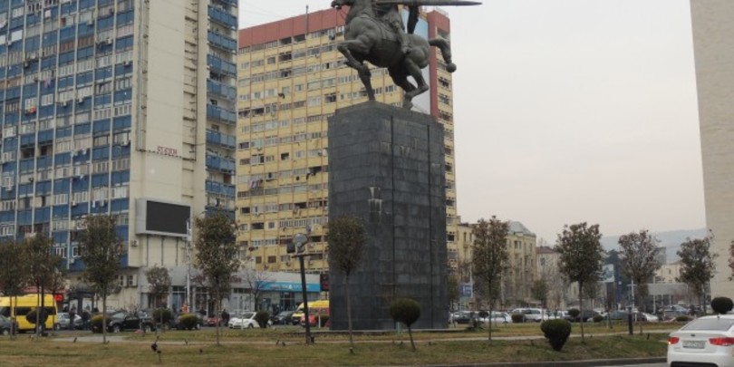 სააკაძის მოედანი